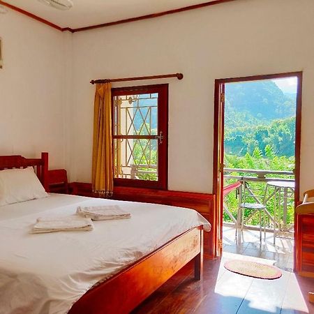 Sunset Bungalows & Gh Muang Ngoi Ngoại thất bức ảnh