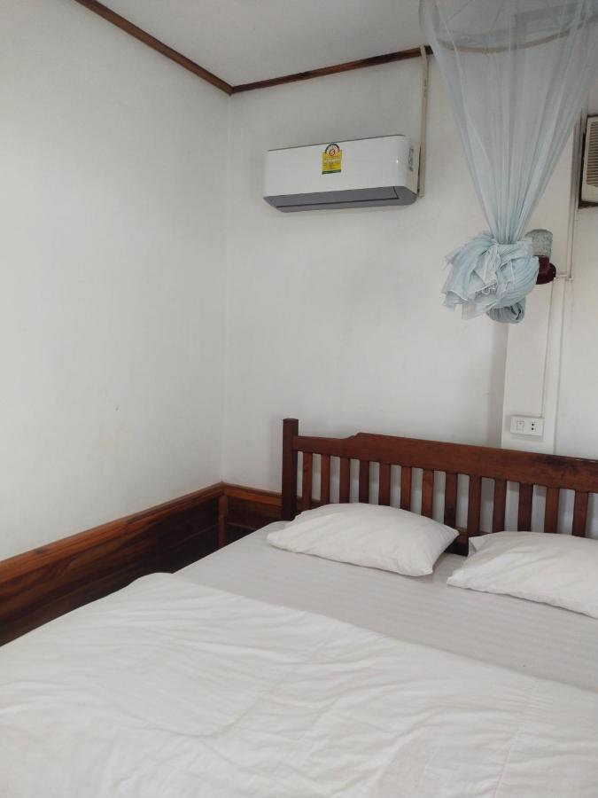 Sunset Bungalows & Gh Muang Ngoi Ngoại thất bức ảnh