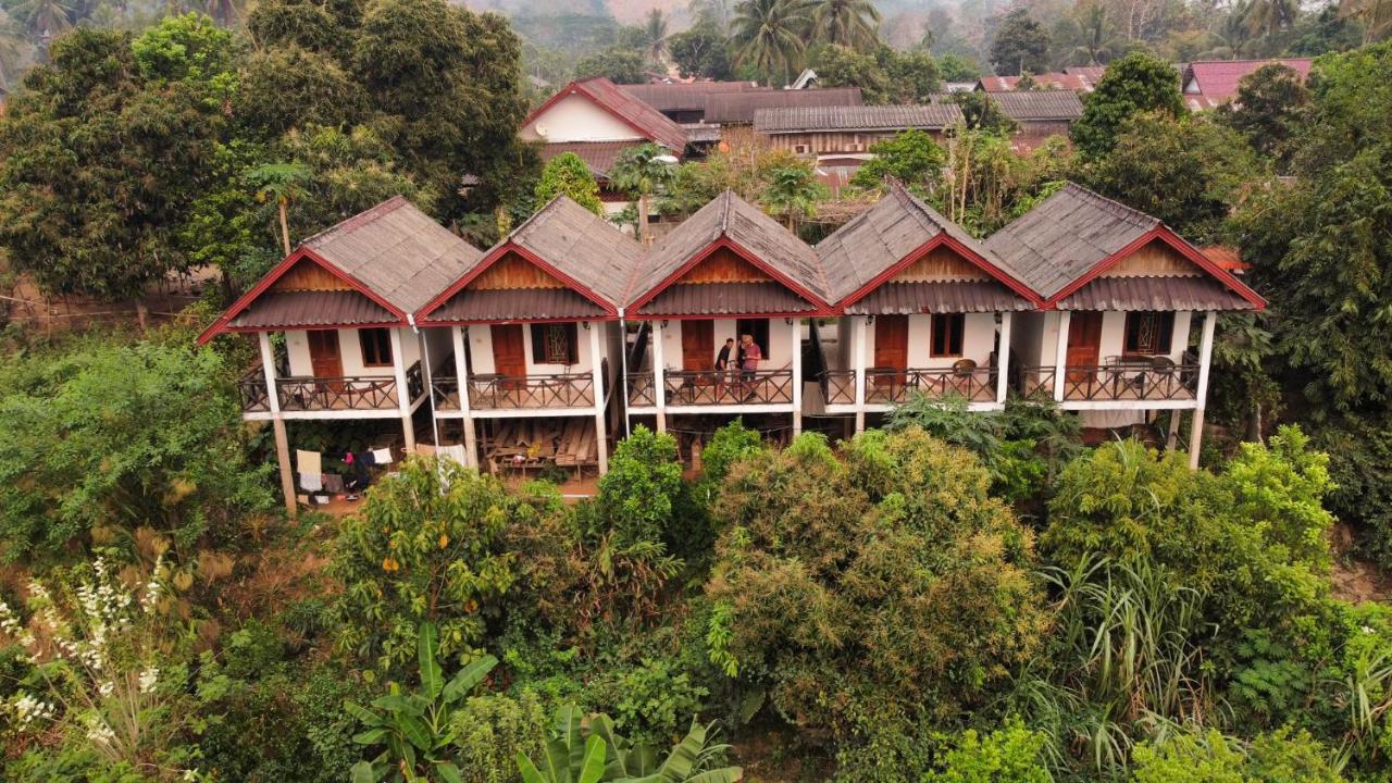 Sunset Bungalows & Gh Muang Ngoi Ngoại thất bức ảnh