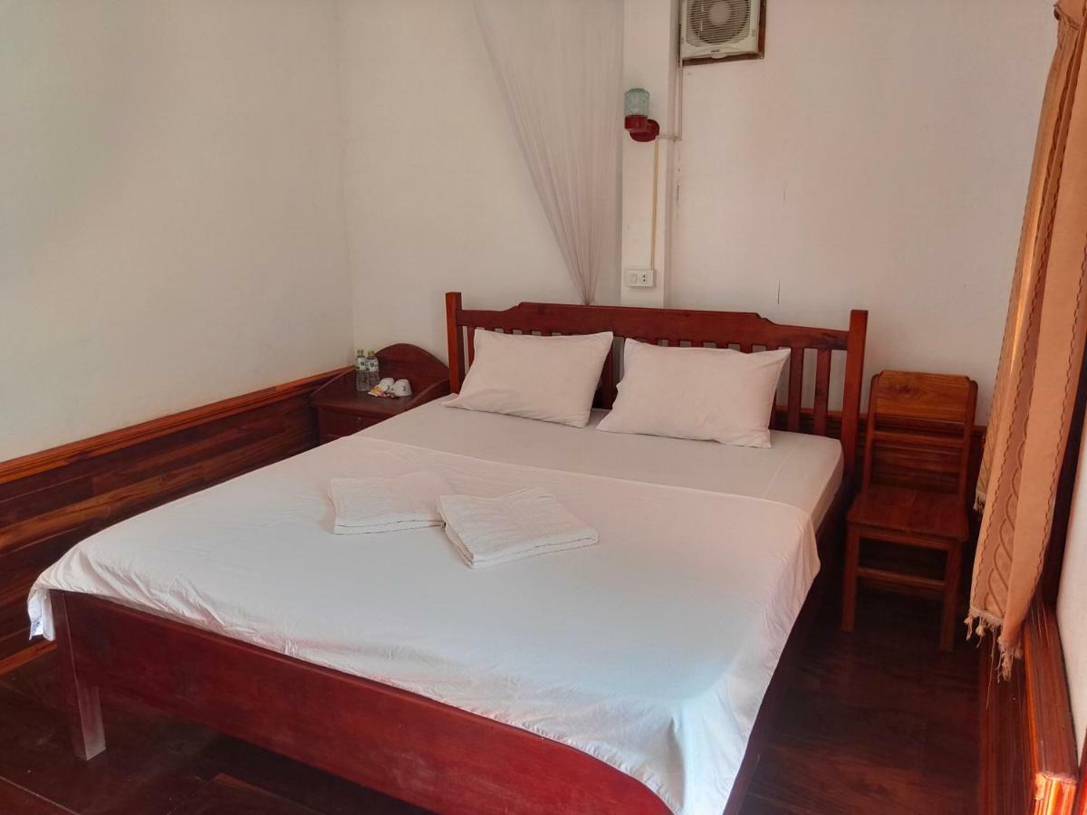 Sunset Bungalows & Gh Muang Ngoi Ngoại thất bức ảnh