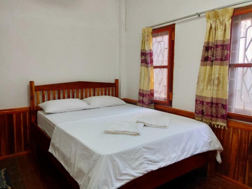 Sunset Bungalows & Gh Muang Ngoi Ngoại thất bức ảnh
